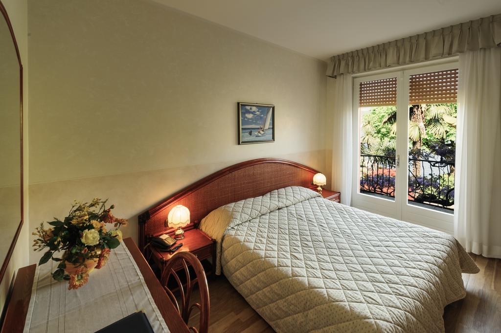 Hotel Garden Zorzi Сан-Феличе-дель-Бенако Номер фото